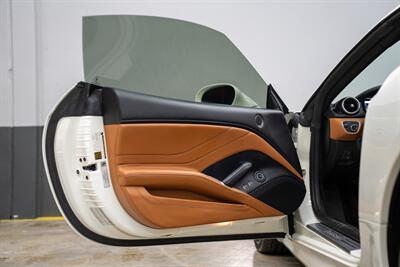 2015 Ferrari California T   - Photo 56 - Costa Mesa, CA 92626