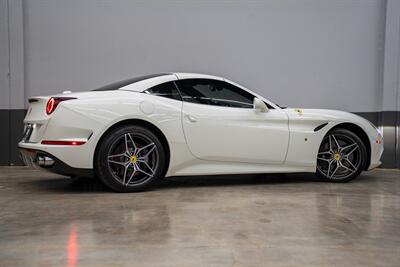 2015 Ferrari California T   - Photo 51 - Costa Mesa, CA 92626