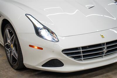 2015 Ferrari California T   - Photo 11 - Costa Mesa, CA 92626