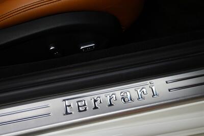 2015 Ferrari California T   - Photo 22 - Costa Mesa, CA 92626