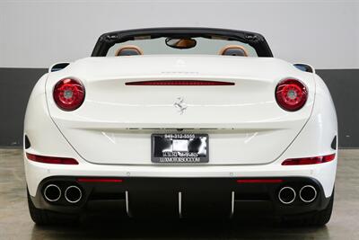2015 Ferrari California T   - Photo 4 - Costa Mesa, CA 92626