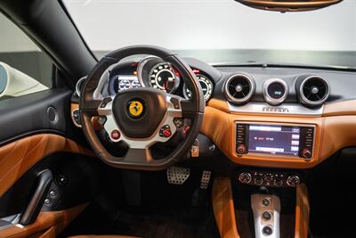 2015 Ferrari California T   - Photo 20 - Costa Mesa, CA 92626