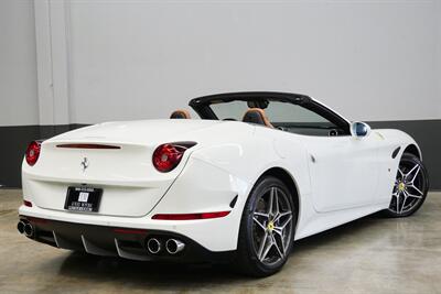 2015 Ferrari California T   - Photo 31 - Costa Mesa, CA 92626