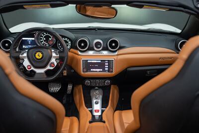 2015 Ferrari California T   - Photo 65 - Costa Mesa, CA 92626