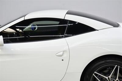 2015 Ferrari California T   - Photo 39 - Costa Mesa, CA 92626