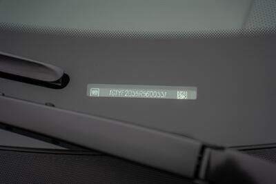 2024 Chevrolet Corvette Z06   - Photo 42 - Costa Mesa, CA 92626