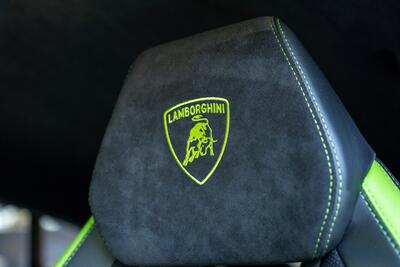 2024 Lamborghini Urus Performante   - Photo 19 - Costa Mesa, CA 92626