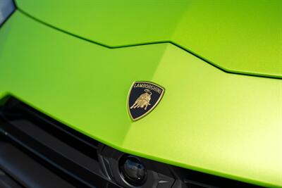 2024 Lamborghini Urus Performante   - Photo 36 - Costa Mesa, CA 92626