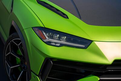 2024 Lamborghini Urus Performante   - Photo 9 - Costa Mesa, CA 92626