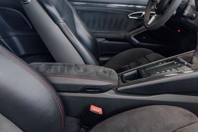 2019 Porsche 911 Carrera GTS   - Photo 37 - Costa Mesa, CA 92626