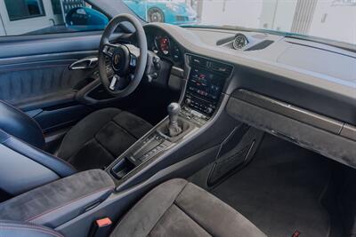 2019 Porsche 911 Carrera GTS   - Photo 35 - Costa Mesa, CA 92626