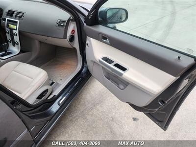 2011 Volvo V50 T5   - Photo 20 - Portland, OR 97211