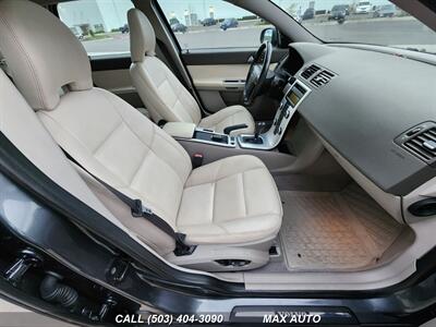 2011 Volvo V50 T5   - Photo 21 - Portland, OR 97211