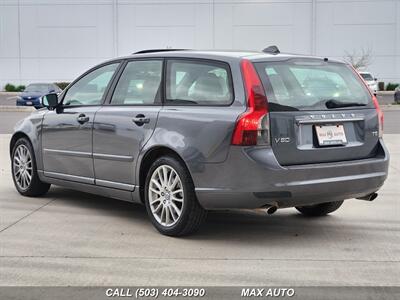 2011 Volvo V50 T5   - Photo 6 - Portland, OR 97211