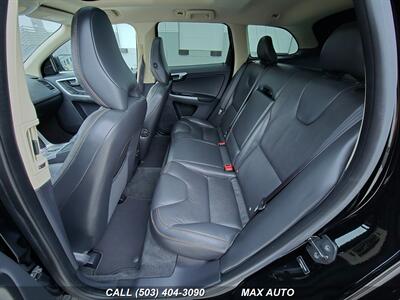 2010 Volvo XC60 3.2   - Photo 16 - Portland, OR 97211