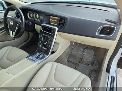 2012 Volvo S60 T5   - Photo 2 - Portland, OR 97211