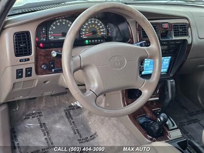 2001 Toyota 4Runner Limited   - Photo 13 - Portland, OR 97211