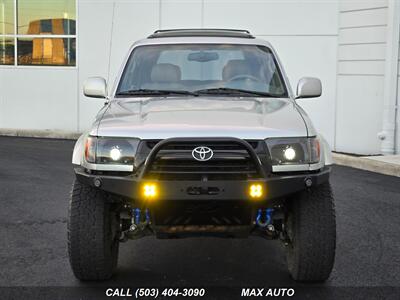 2001 Toyota 4Runner Limited   - Photo 3 - Portland, OR 97211