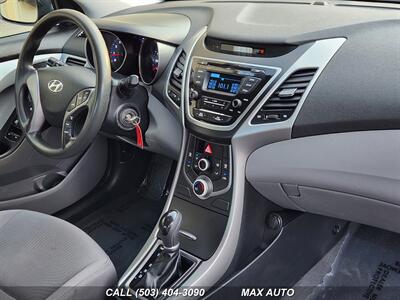 2015 Hyundai ELANTRA SE   - Photo 22 - Portland, OR 97211