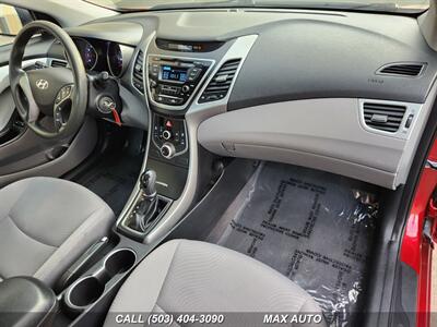 2015 Hyundai ELANTRA SE   - Photo 2 - Portland, OR 97211