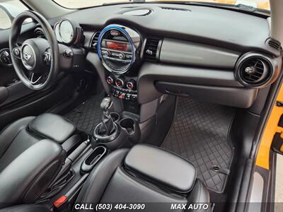 2014 MINI Hardtop Cooper   - Photo 2 - Portland, OR 97211