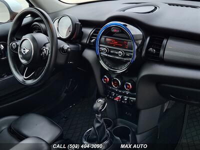 2014 MINI Hardtop Cooper   - Photo 23 - Portland, OR 97211