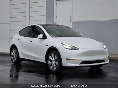 2022 Tesla Model Y Long Range   - Photo 1 - Portland, OR 97211