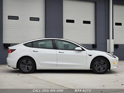 2021 Tesla Model 3 Standard Range Plus   - Photo 9 - Portland, OR 97211