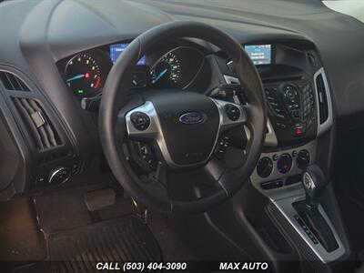 2013 Ford Focus SE   - Photo 13 - Portland, OR 97211