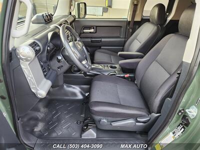 2012 Toyota FJ Cruiser   - Photo 11 - Portland, OR 97211