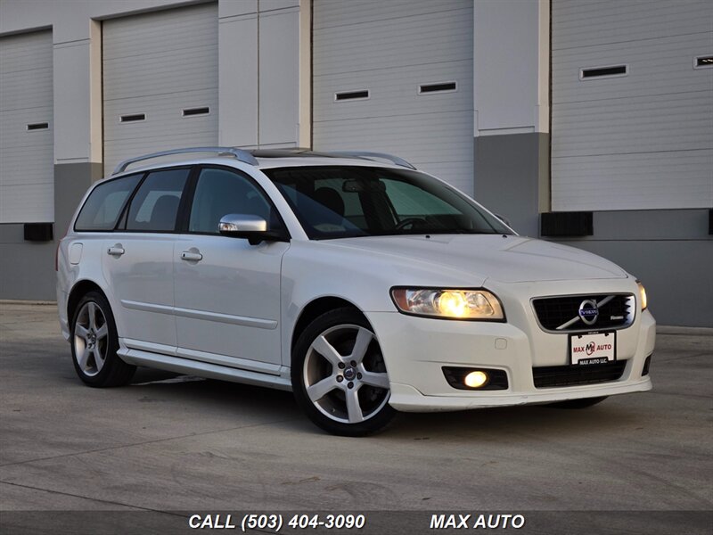2011 Volvo V50 T5 R-Design  