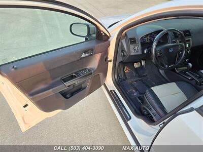 2011 Volvo V50 T5 R-Design   - Photo 10 - Portland, OR 97211