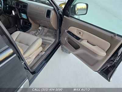 2000 Toyota 4Runner SR5 **LIFTED OFFROAD*   - Photo 18 - Portland, OR 97211