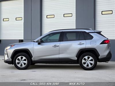 2019 Toyota RAV4 LE   - Photo 5 - Portland, OR 97211