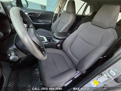 2019 Toyota RAV4 LE   - Photo 13 - Portland, OR 97211