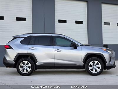 2019 Toyota RAV4 LE   - Photo 9 - Portland, OR 97211