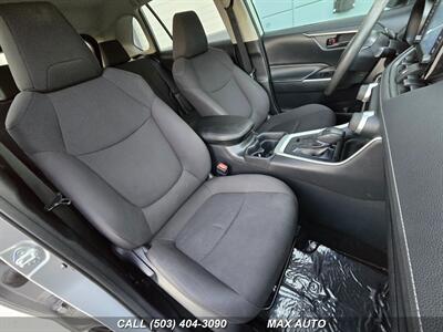 2019 Toyota RAV4 LE   - Photo 21 - Portland, OR 97211
