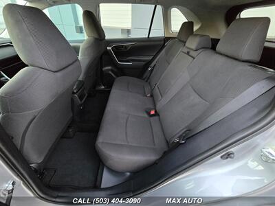 2019 Toyota RAV4 LE   - Photo 15 - Portland, OR 97211