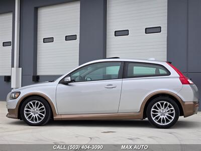2009 Volvo C30 T5   - Photo 5 - Portland, OR 97211