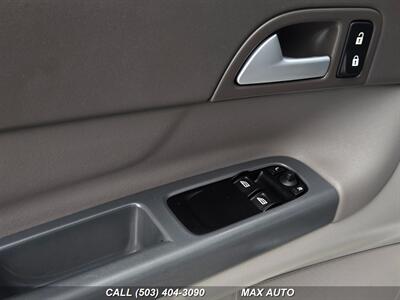 2009 Volvo C30 T5   - Photo 32 - Portland, OR 97211