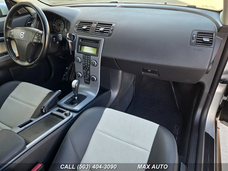 2011 Volvo C30 T5  