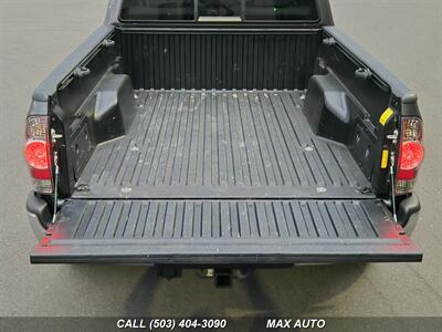 2013 Toyota Tacoma V6   - Photo 13 - Portland, OR 97211