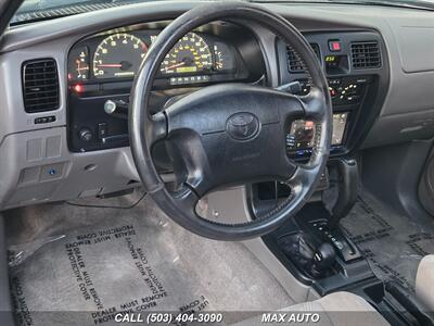 2002 Toyota 4Runner SR5   - Photo 13 - Portland, OR 97211