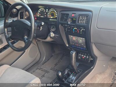 2002 Toyota 4Runner SR5   - Photo 19 - Portland, OR 97211