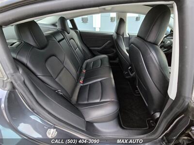 2021 Tesla Model 3 Long Range   - Photo 16 - Portland, OR 97211
