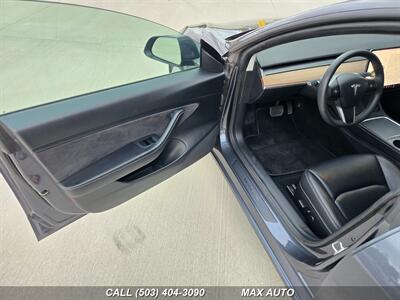 2021 Tesla Model 3 Long Range   - Photo 10 - Portland, OR 97211