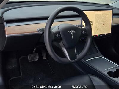 2021 Tesla Model 3 Long Range   - Photo 15 - Portland, OR 97211