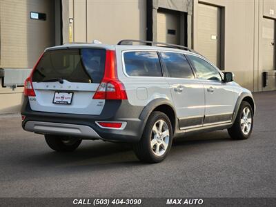 2010 Volvo XC70 3.2   - Photo 8 - Portland, OR 97211