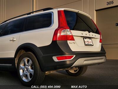 2010 Volvo XC70 3.2   - Photo 30 - Portland, OR 97211