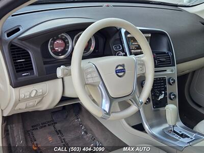 2012 Volvo XC60 T6 AWD   - Photo 11 - Portland, OR 97211